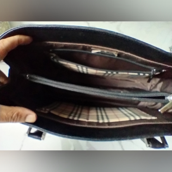 Burberry Tote Handbag - Picture 2 of 15